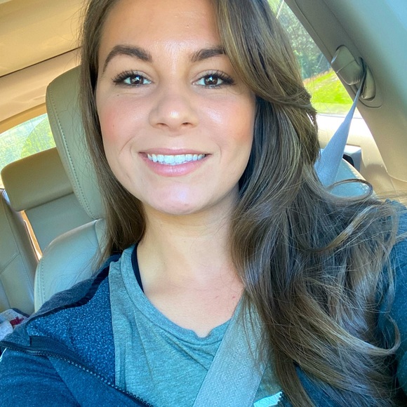 Meet your Posher, Sabrina - Picture 1 of 1